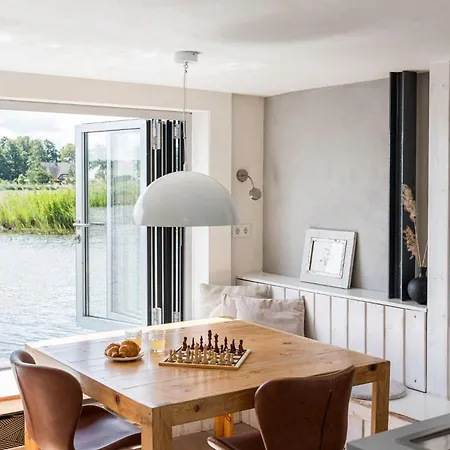 Urlauberschiff Stoertebeker Дом отдыха *