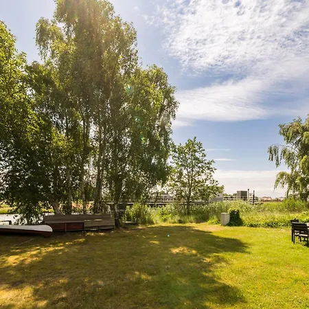 Urlauberschiff Stoertebeker *